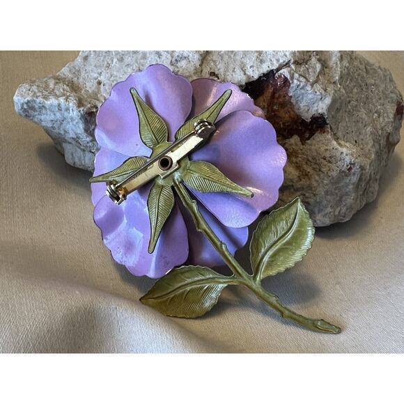 Vintage Purple Rose Metal & Enamel Painted Pin/ Brooch EUC - Picture 4 of 5
